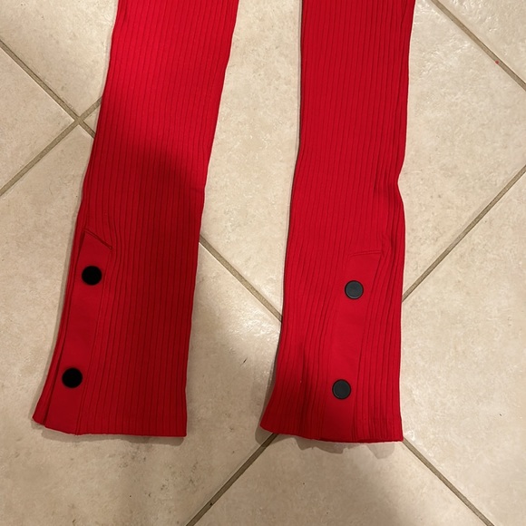 New with tags! Zara red pants - Picture 4 of 11